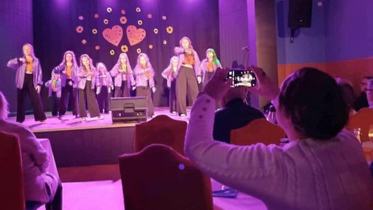 Babcia i Dziadek w centrum uwagi. Lelkowo zaprasza seniorów na wyjątkowe popołudnie