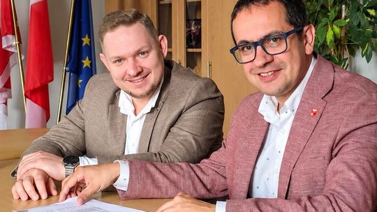 Blisko 3 mln złotych dla gminy Lelkowo. Dwa ważne budynki przejdą gruntowną modernizację