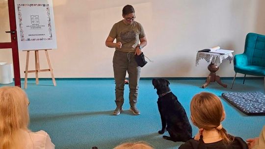 „Braniewskie psiaki” powracają. Tym razem o wychowaniu, pielęgnacji i psich potrzebach