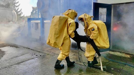 Browar – wyciek kwasu solnego. Strażackie ćwiczenia