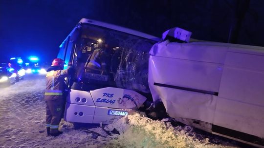 Bus zderzył się z autobusem