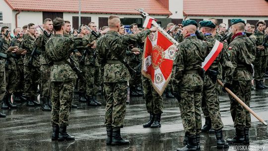 Dzieli ich wiele, ale łączy jedno – służba