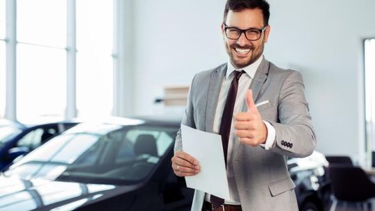 Jak sprzedać auto firmowe?