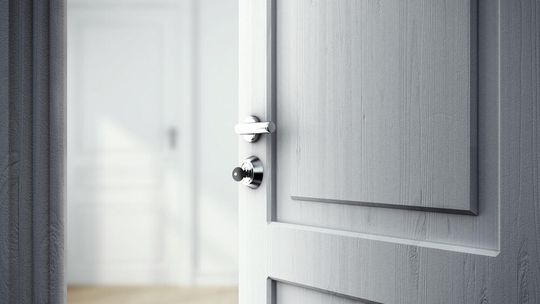 Jak wybrać drzwi wewnętrzne? Najważniejsze informacje 