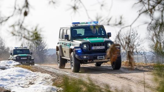 Jeepy Wranglery trafiły do strażników granicznych. Będą działać w trudnym terenie