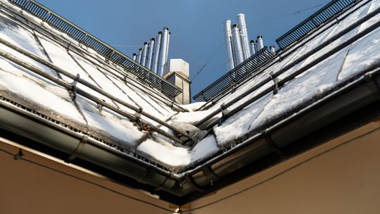 Kabel grzewczy do rynny - czy warto zainwestować w tę technologię?