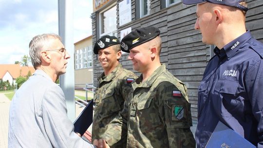 Krzyczała, że ktoś się topi. Natychmiast wskoczyłem do wody