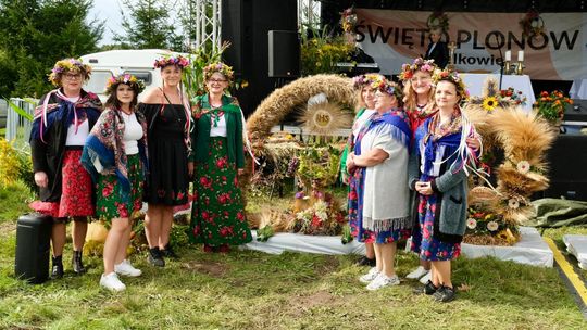 Lelkowo podziękowało za plony. Mieszkańcy bawili się na gminnych dożynkach
