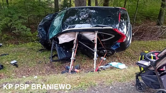 Matka z dzieckiem trafili do szpitala po wypadku koło Braniewa