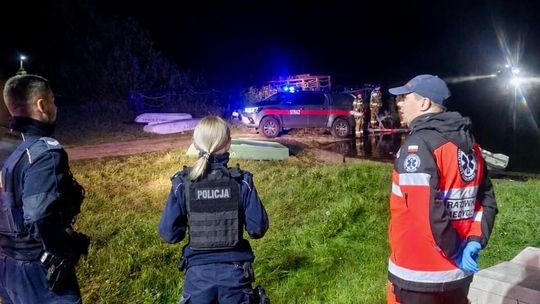 Miał tonąć w jeziorze, ruszyły służby ratunkowe. Wszystko okazało się głupim żartem