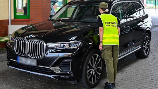 Nie płaciła rat za BMW. Interweniowała Straż Graniczna