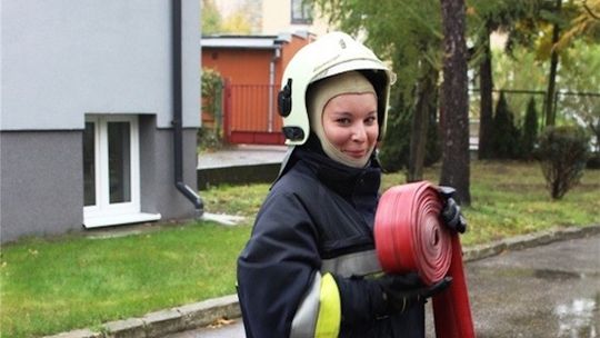 Pani strażak też będzie jeździć do akcji