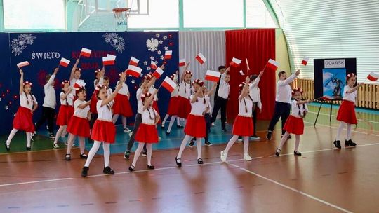 Patriotycznie w Lelkowie. Świętowano rocznicę Konstytucji 3 Maja