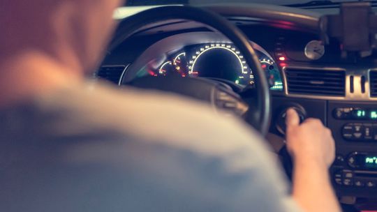 Piętnastolatek prowadził auto. Mama mu pozwalała