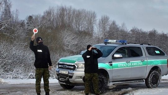 Pijany i bez prawa jazdy. Zatrzymany przez strażników