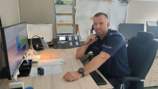 Policjanci z Bartoszyc uratowali nastolatkę dzięki zgłoszeniu z... USA