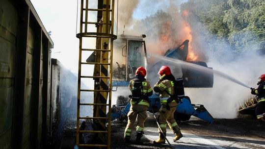 Pożar ładowarki na terminalu przeładunkowym