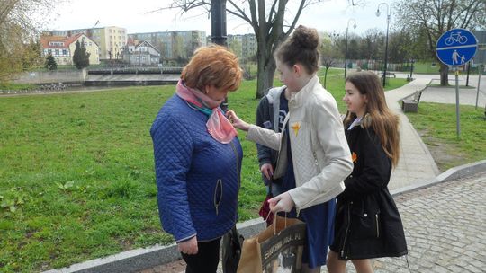 Rozdawali żonkile. W rocznicę powstania w getcie