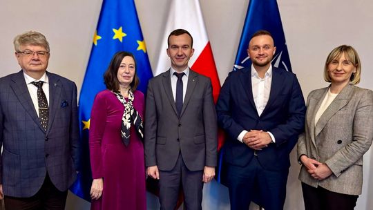 Rozwój, bezpieczeństwo i edukacja. Spotkanie wicewojewody z wójtem gminy Wilczęta