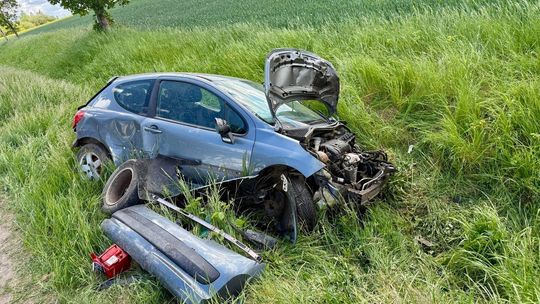 Sekundy od tragedii na trasie Kętrzyn – Bartoszyce. Groźny wypadek pod Gałwunami Sekundy od tragedii na trasie Kętrzyn – Bartoszyce. Groźny wypadek pod Gałwunami