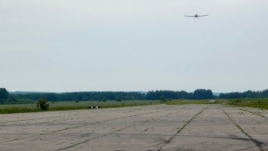 Sezonowe lotnisko w Ornecie? Jest projekt uchwały odrzucającej wniosek
