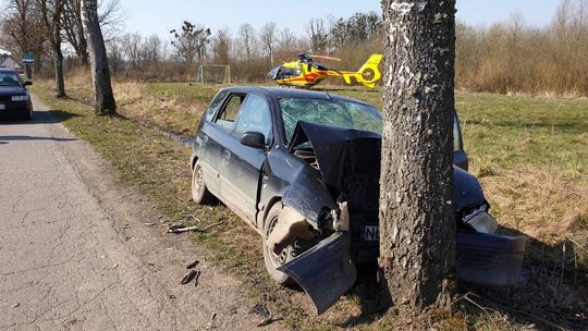 Śmiertelny wypadek. Kierowca zginął na miejscu