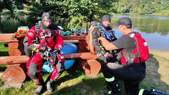 Strażacy i nurkowie zakończyli poszukiwania na Jeziorze Pierzchalskim