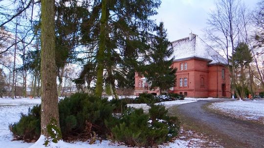 Sześć firm chętnych do zagospodarowania terenu po stadninie