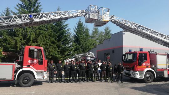 Szkolili się z obsługi samochodów z drabiną