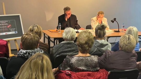 Teatr przy Stoliku. Aktorzy olsztyńskiego teatru w „Roli życia”