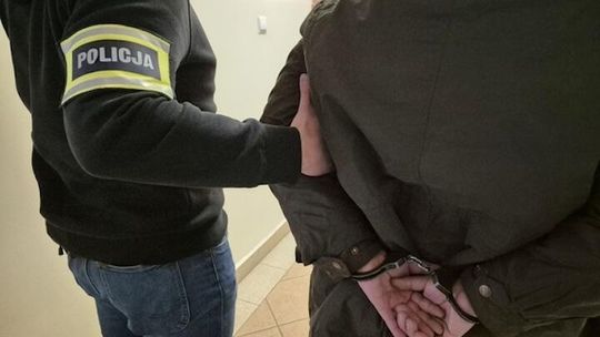 Włamanie w hotelu w Braniewie i ucieczka na Dolny Śląsk. Policja zatrzymała podejrzanego