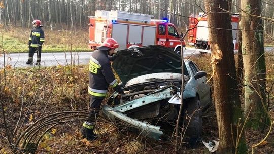 Wsiadła z pijanym do auta. Trafiła do szpitala