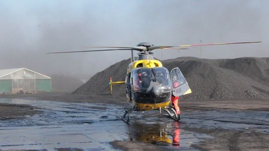 Wypadek na terminalu. Rannego zabrał śmigłowiec