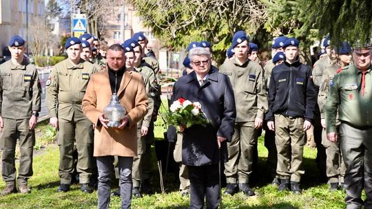 Wzruszający apel w Braniewie. Hołd dla pomordowanych w Katyniu