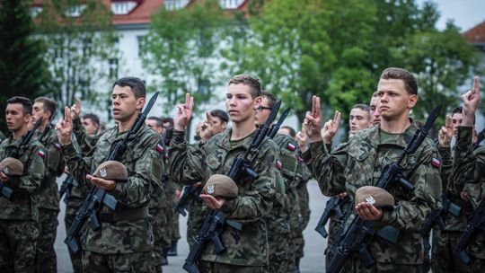 Zakończyli podstawowe szkolenie. Teraz przysięga