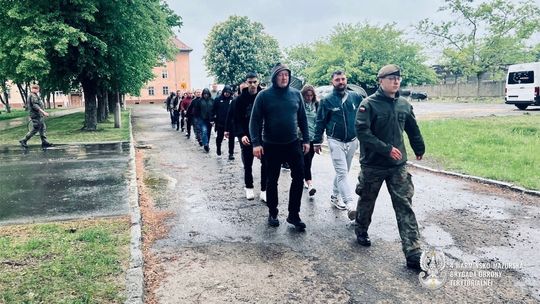 Założyli mundur w wyjątkowym dniu – Dniu Dumy z Munduru