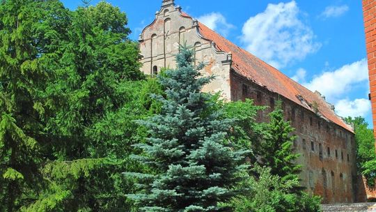 Zamek w Pieniężnie z nową szansą na przyszłość. Zabytek trafi w ręce specjalistów