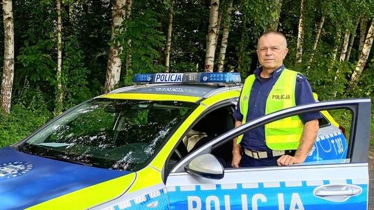 Zasłabł w lesie pod Sępopolem i nie wiedział, gdzie jest. Policjant dotarł do seniora