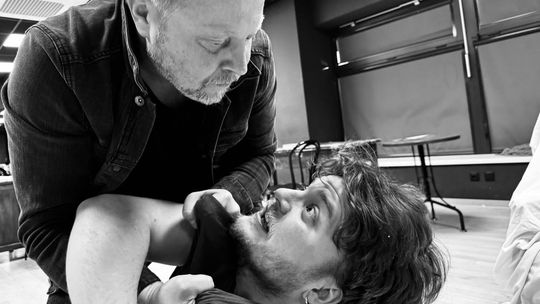 „Zbrodnia i kara” wraca na scenę. Mroczna podróż Raskolnikowa już w marcu