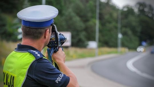 Zbyt duża prędkość, zły stan techniczny aut