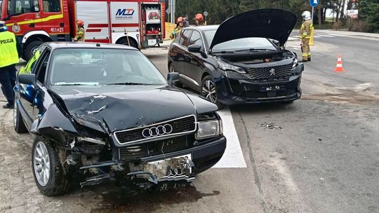 Zderzenie w Płoskini. Groźnie wyglądało, skończyło się bez obrażeń
