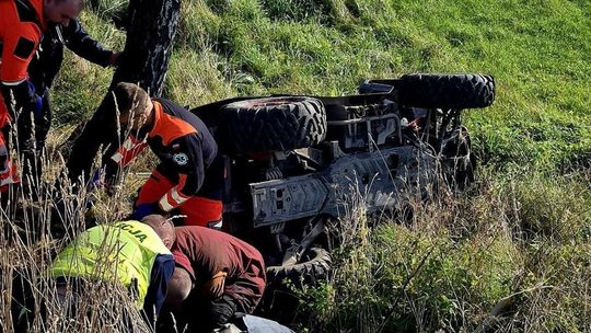 Zjechał quadem do rowu i przewrócił się. Trafił do szpitala