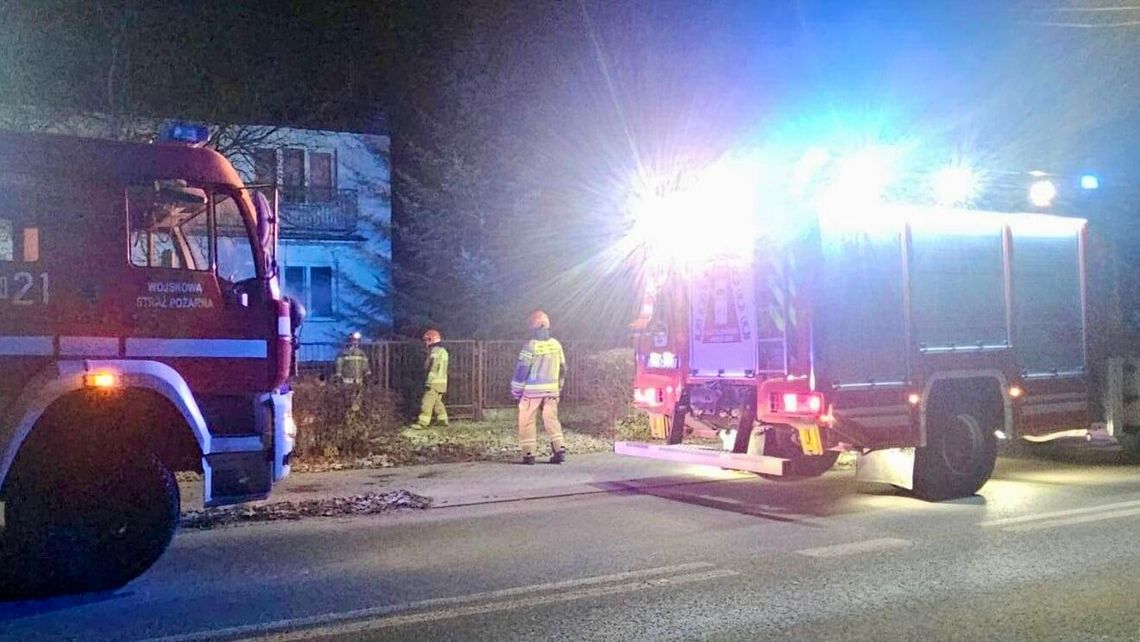 Czujka czadu uratowała rodzinę w Braniewie. Szybka interwencja strażaków zapobiegła tragedii