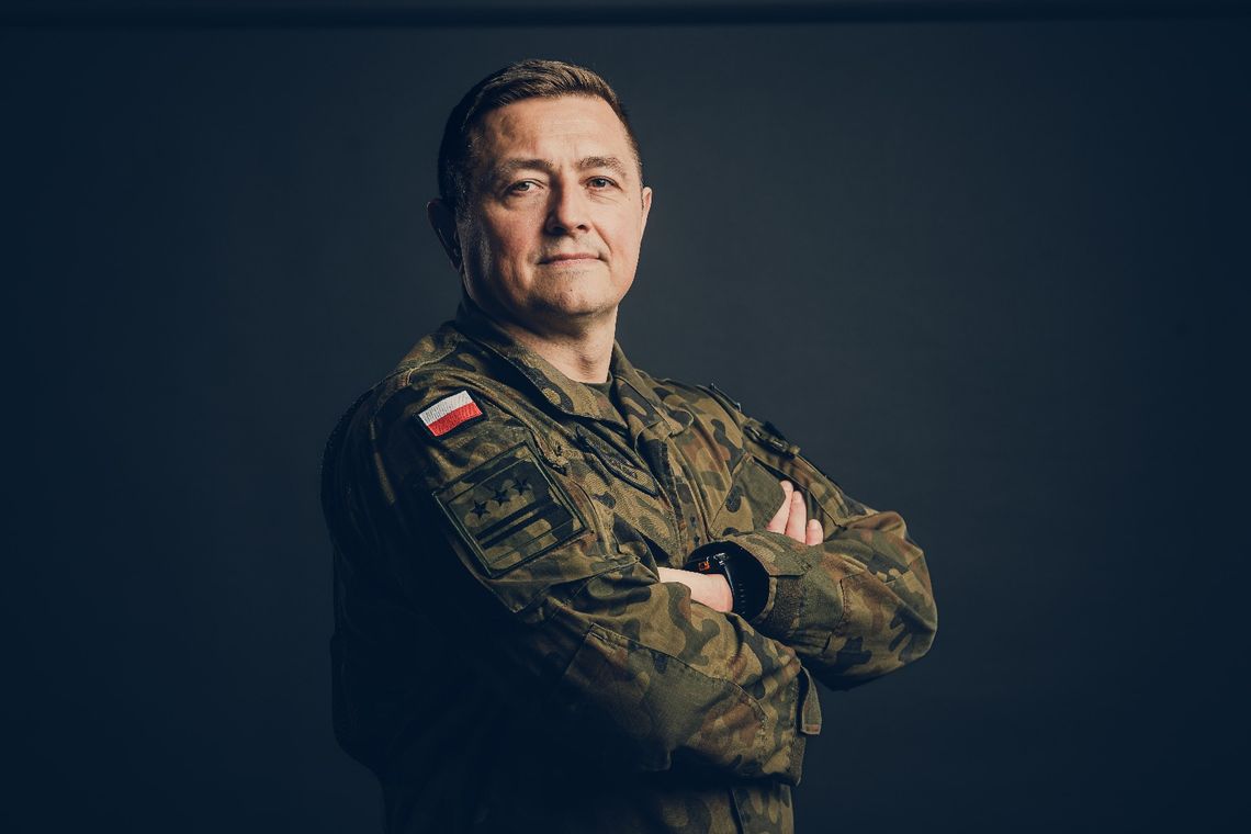 Dowodził batalionem w Braniewie i brygadą w województwie. Został I zastępcą dowódcy WOT