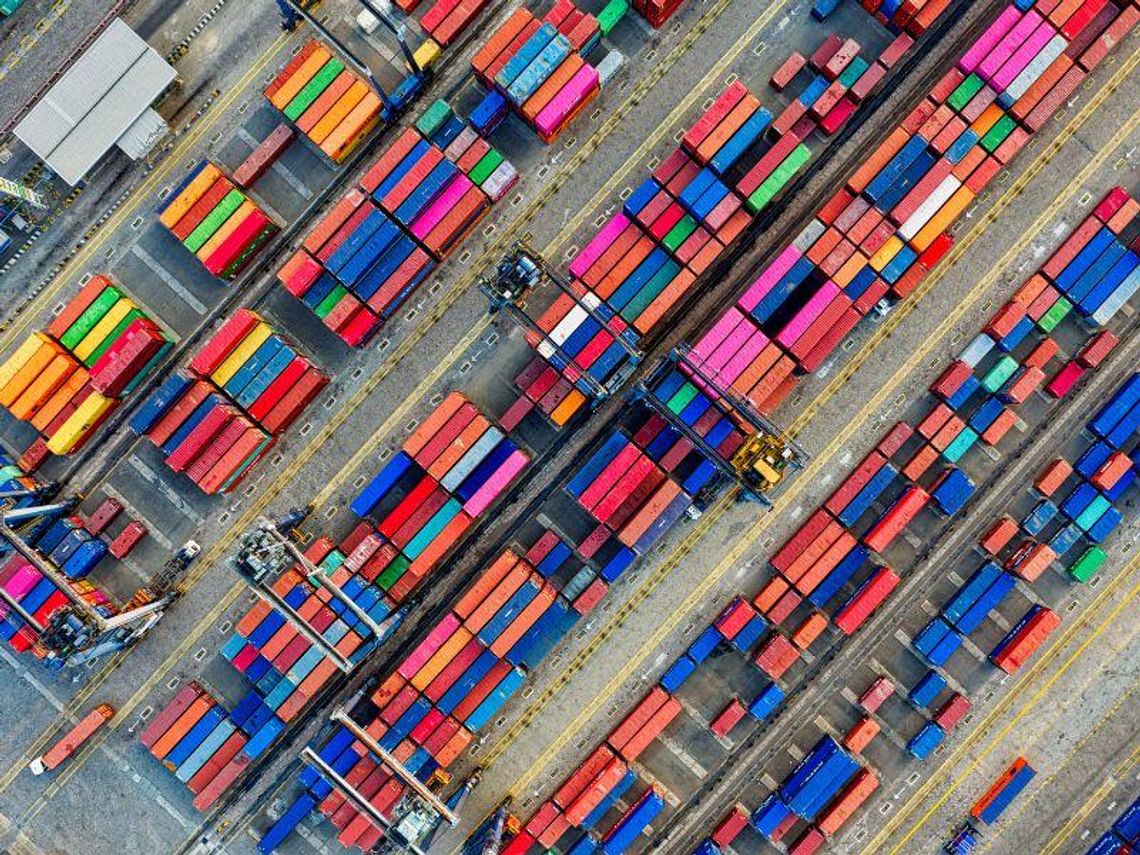 Eksportujesz towary? Obliczanie śladu węglowego to Twój nowy obowiązek w handlu zagranicznym Eksportujesz towary? Obliczanie śladu węglowego to Twój nowy obowiązek w handlu zagranicznym