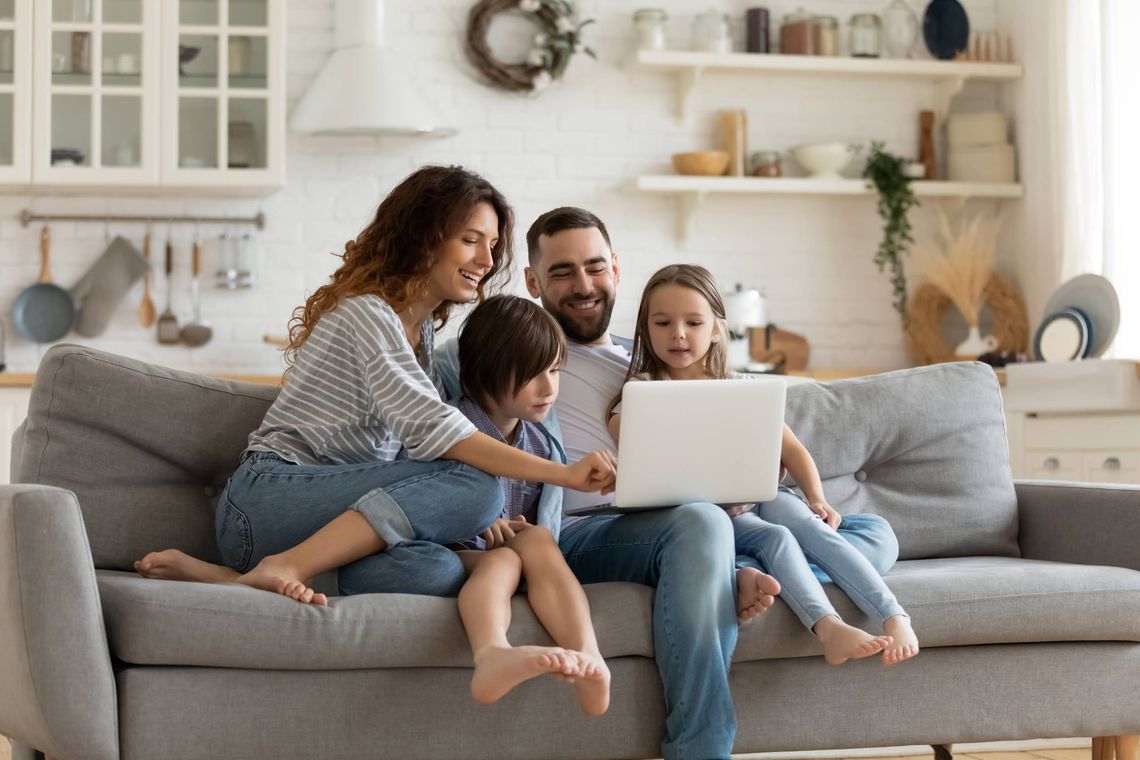 Internet internetowi nierówny. Jakie opcje dostępne są w naszym regionie i czym się różnią?