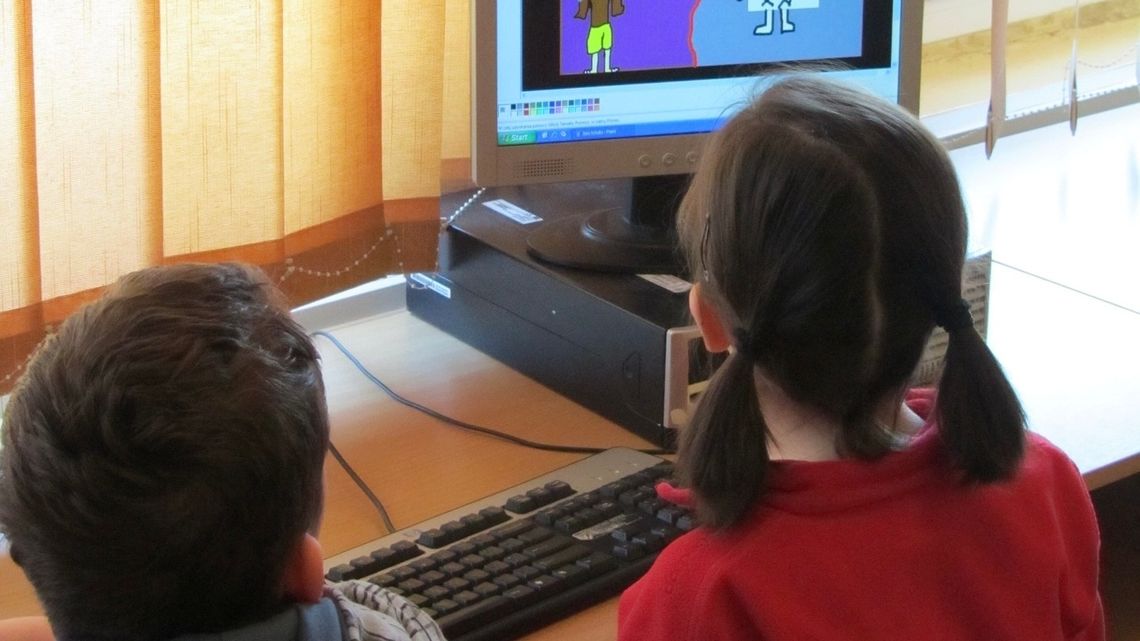 Komputery dla dzieci z rodzin byłych pracowników PGR