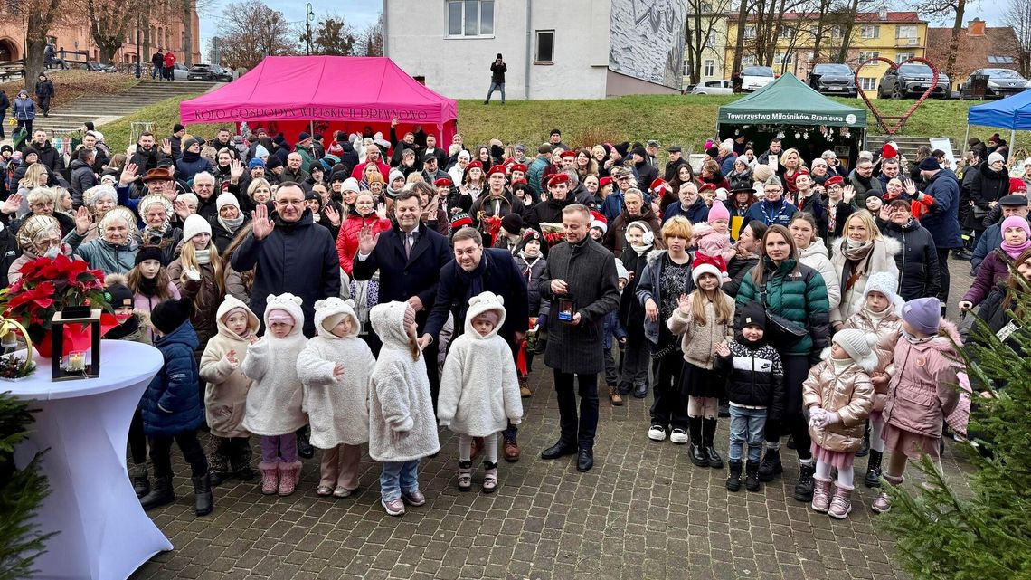 Mikołaj odwiedził Braniewo. Kolejny Braniewski Jarmark Mikołajkowy przeszedł do historii Mikołaj odwiedził Braniewo. Kolejny Braniewski Jarmark Mikołajkowy przeszedł do historii