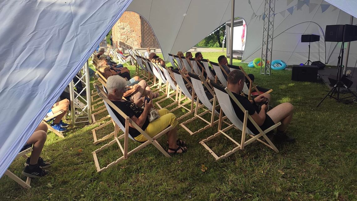 Romantycznie i mrocznie. Sierpniowe Kino Letnie na Leżakach zaprasza!