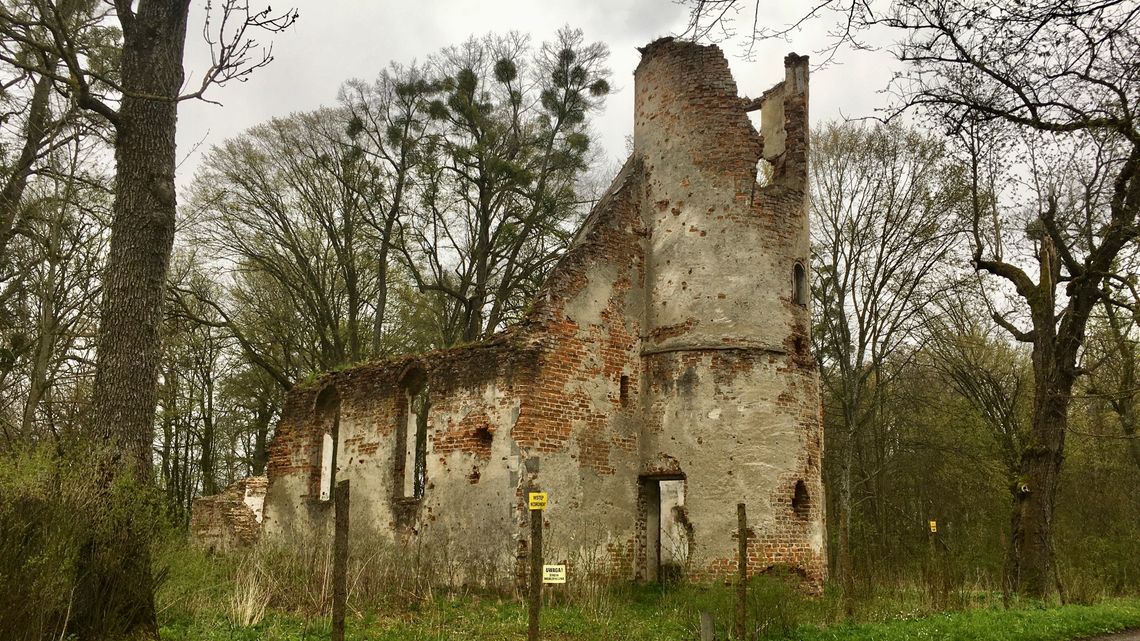 Ruiny kaplicy wymagają zabezpieczenia